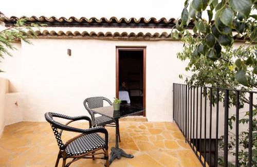 L'Avella Hôtel | Hotel Montrubí 1771 - Slow Winery Hotel - Adults only