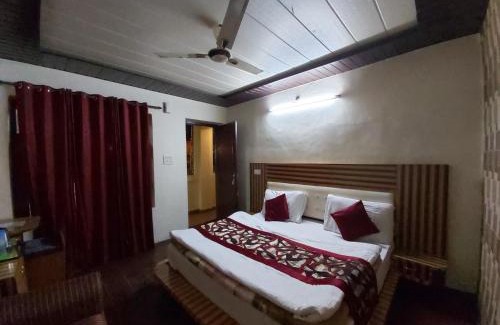 Mallital Hôtel | Hotel Moon Nainital - A Luxury Collection - Parking and Lift Facilities - Best Selling