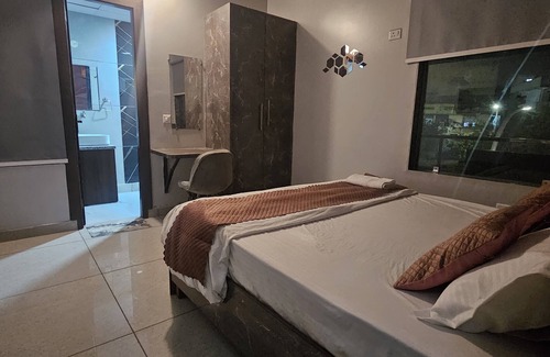 Noida Maison | Hotel MoonLit Noida