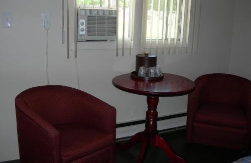 St-Augustin-de-Woburn Hôtel | Hotel Motel Arnold