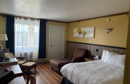 Lac-Megantic Hôtel | Hotel Motel Le Château