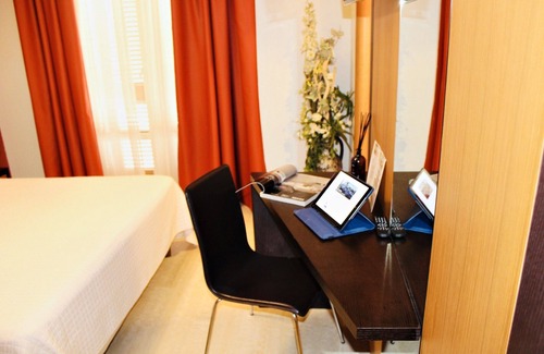 Cutrofiano Hôtel | Hotel Naitendi