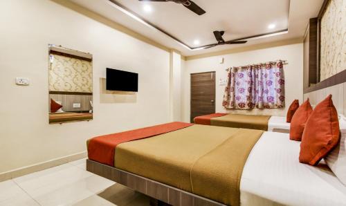 Shamshabad Cabine | Hotel Neem Tree Hyderabad Airport