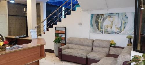 Irampaikkulam Hôtel | Hotel Nelly Vavuniya