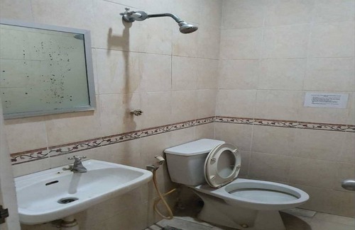 Surabaya Hôtel | OYO 93319 MUMU HOMESTAYNearCarnival Park Surabaya