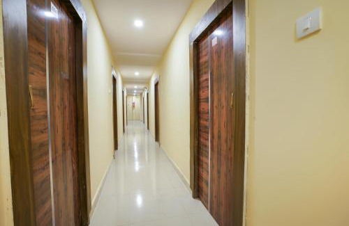 LB Nagar Hôtel | Hotel O R Square Stay Near LB Nagar Metro