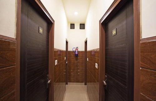 Azadpur Hôtel | Hotel O Sai palace