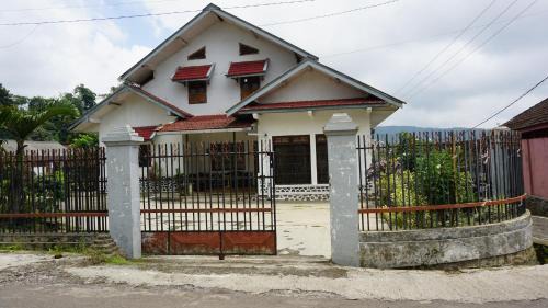 Poncokusumo Hôtel | Hotel O Sakinah Homestay Bromo Syariah Near Rest Area Wringinanom