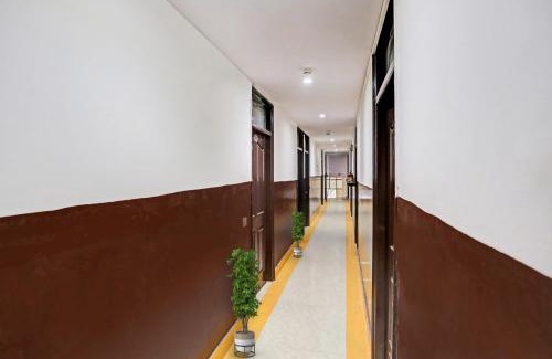 East of Kailash Hôtel | Hotel O SS Paradise