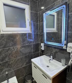 Fushe-Kruje Hôtel | Hotel Oaz