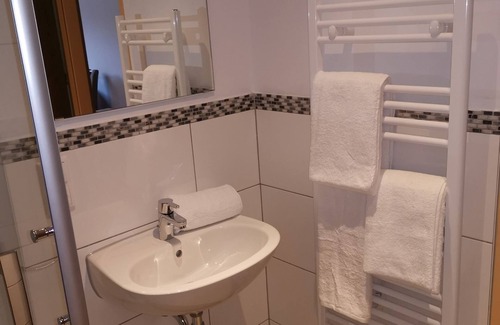 Oy Hôtel | Hotel Oyer Hof – selbst Service