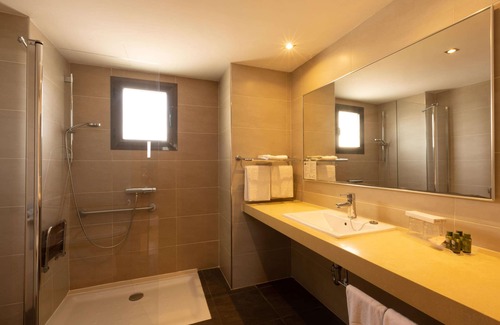 Les Meravelles Hôtel | Hotel Pabisa Chico