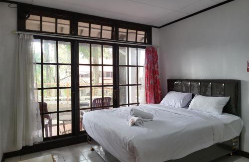 Tuk Tuk Hôtel | Hotel Pandu Lakeside Tuktuk