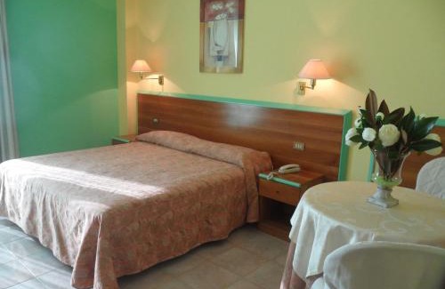 Scerne Hôtel | Hotel Parco degli Ulivi