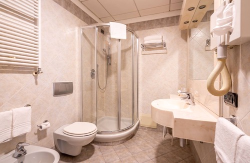 Nichelino Hôtel | Hotel Parisi