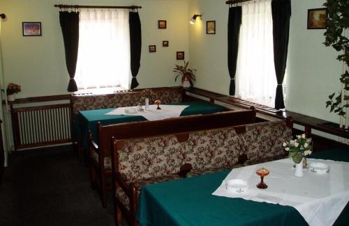 Loucna Pod Klinovcem Hôtel | Hotel-Penzion Johanka