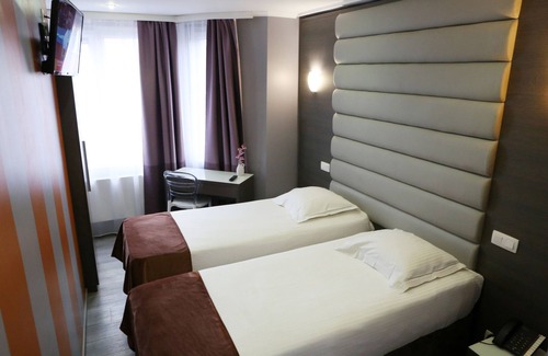 Anderlecht Hôtel | Hotel Phenix