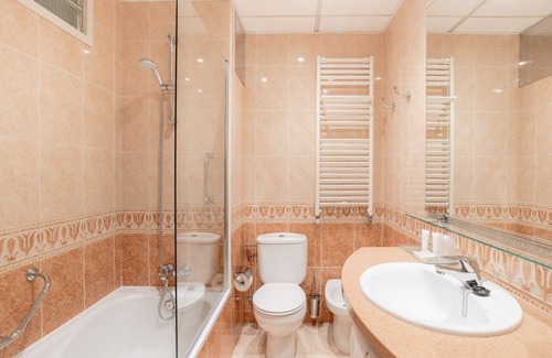 Figueres Hôtel | Hotel Pirineo Figueres by Pierre and Vacances