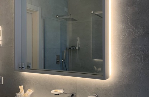 Mira Hôtel | Hotel Poppi