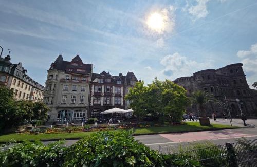 Mitte Hôtel | Hotel Porta Nigra VICTUS