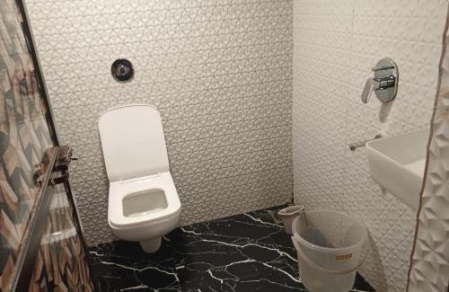Goregaon West Hôtel | HOTEL PRICELESS GALAXY NESCO Goregoan MUMBAI