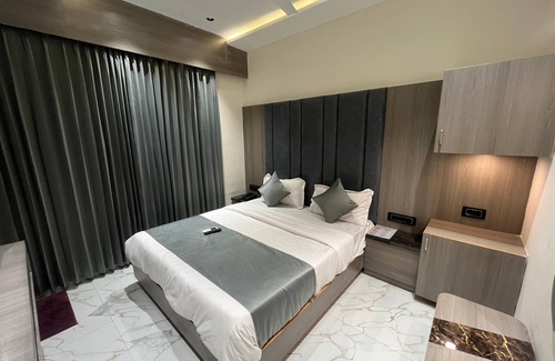 Navrangpura Hôtel | Hotel Pulse Town
