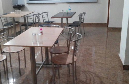 Gopalbari Appartement | HOTEL PUROHIT GOOD HOTEL À JAIPUR