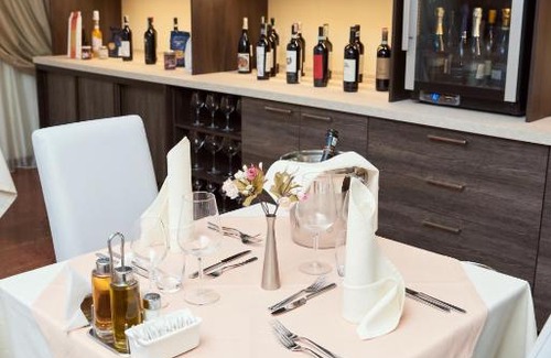 Uralsk Hôtel | Hotel Pushkin