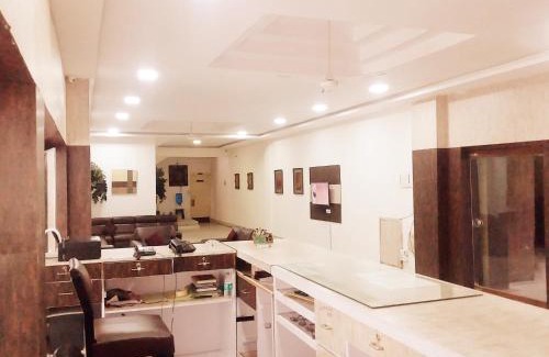 Secunderabad Cabine | Hotel Ranjit Residency