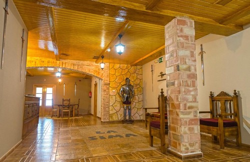 Castillo de Garcimunoz Hôtel | Hotel-Restaurante La Sima