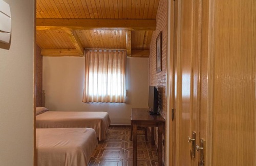 Castillo de Garcimunoz Hôtel | Hotel-Restaurante La Sima