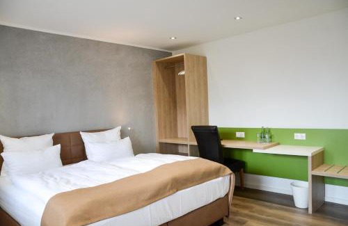 Enkenbach-Alsenborn Maison | Hotel-Restaurant Kölbl