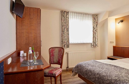 Karlstadt Hôtel | Hotel Restaurant Eisenbahn