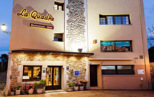 Macanet de Cabrenys Hôtel | Hotel-Restaurante La Quadra