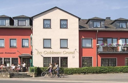 Korperich Maison | Hôtel-Restaurant Im Goldenen Grund - Chambre Double Douche / WC / Non-fumeur