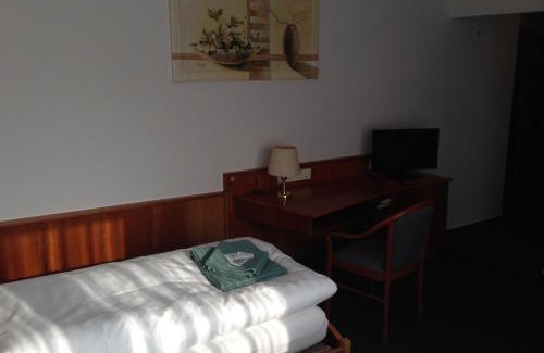 Ritterhude Maison | Hotel & Restaurant Jägerstuben