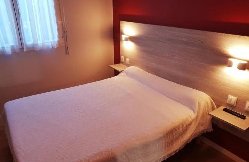 Morlaas Hôtel | Hotel Restaurant Le Bourgneuf