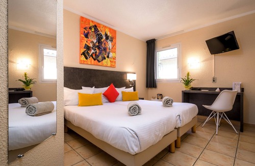 Castelnaudary Hôtel | Hotel Restaurant Le Clos Fleuri