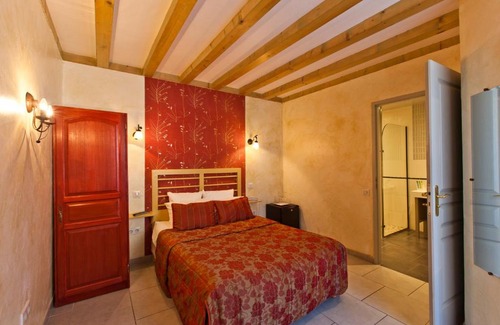 Arbois Hôtel | Hotel-restaurant Les Caudalies