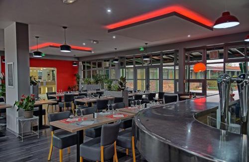 Epone Hôtel | Hotel Restaurant Les Jardins D'Epône