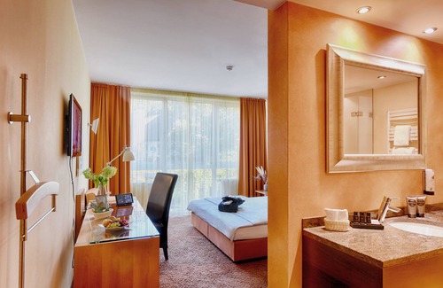 Neu-Isenburg Hôtel | Hotel Restaurant Wessinger