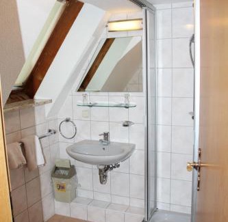 Bad Zwesten Hôtel | Hotel- Restaurant Zum Kleinen König