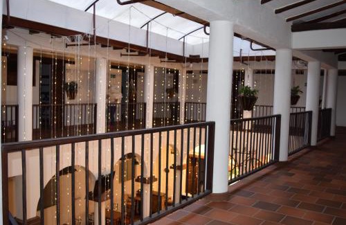 Moniquira Hôtel | Hotel Restaurante Sion