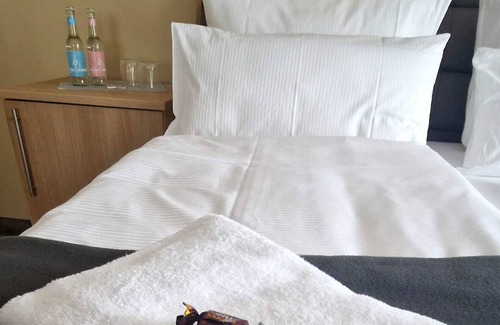 Fehrbellin Hôtel | Hotel Rhin Inn