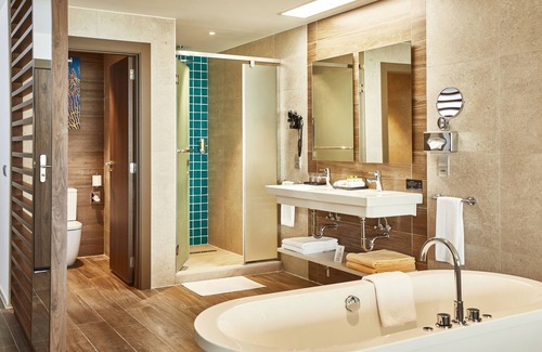 Kedhigandu Station Balnéaire | Hotel Riu Palace Maldivas - All inclusive