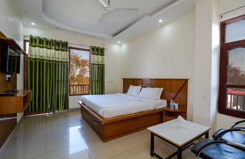 Sundarnagar Hôtel | Hotel Roop
