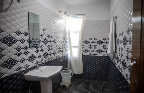 Sundarnagar Hôtel | Hotel Roop