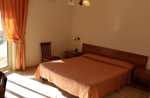 Coccorino Maison | ROYAL HÔTEL TROPEA - Chambre 1