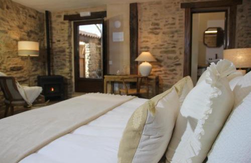 Horcajuelo de la Sierra Hôtel | HOTEL RURAL SANTUI