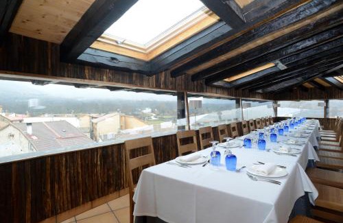 Garganta de los Montes Hôtel | Hotel Rural Quercus Tierra